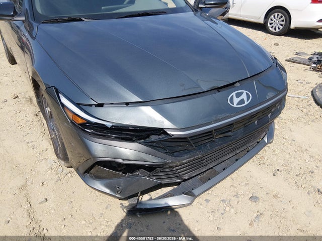 2025 Hyundai Elantra Sel Sport მანქანა იყიდება აუქციონზე, vin: KMHLM4DG3SU040807, აუქციონის ნომერი: 45501752