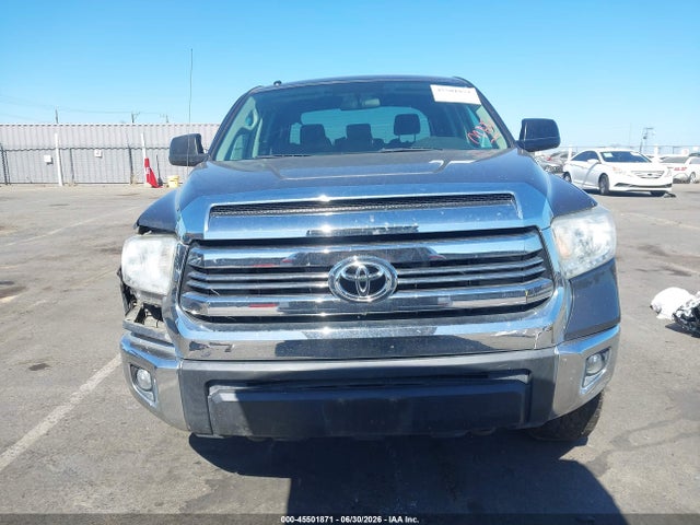 5TFDY5F16HX585807 Toyota Tundra Sr5 5.7l V8