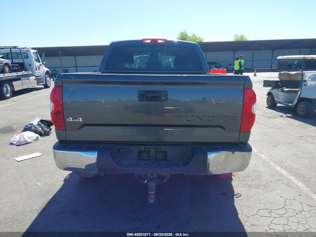 5TFDY5F16HX585807 Toyota Tundra Sr5 5.7l V8