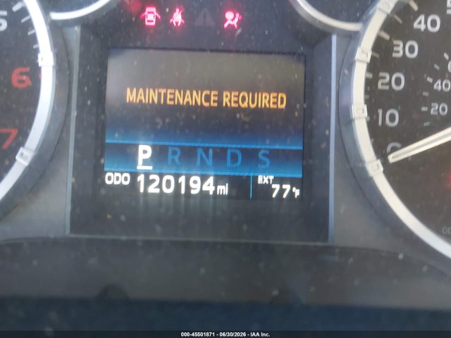 5TFDY5F16HX585807 Toyota Tundra Sr5 5.7l V8