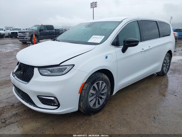 2024 Chrysler Pacifica Hybrid Select მანქანა იყიდება აუქციონზე, vin: 2C4RC1S72RR153447, აუქციონის ნომერი: 45501872