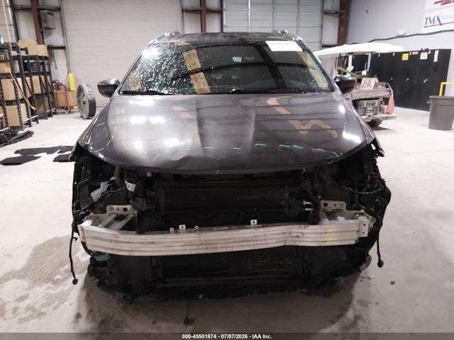 Продажа на аукционе авто 2018 Chrysler Pacifica Touring L Plus, vin: 2C4RC1EG9JR193573, номер лота: 45501874