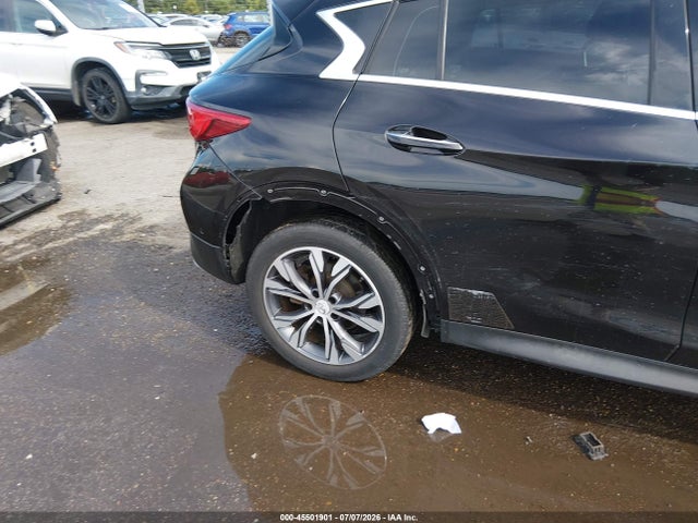 Infiniti Qx30 Premium 2017 SJKCH5CR7HA020374 Image 17