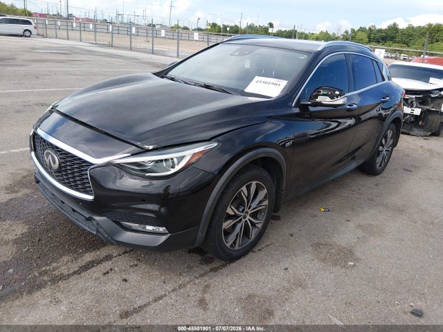 Infiniti Qx30 Premium 2017 SJKCH5CR7HA020374 Image 2