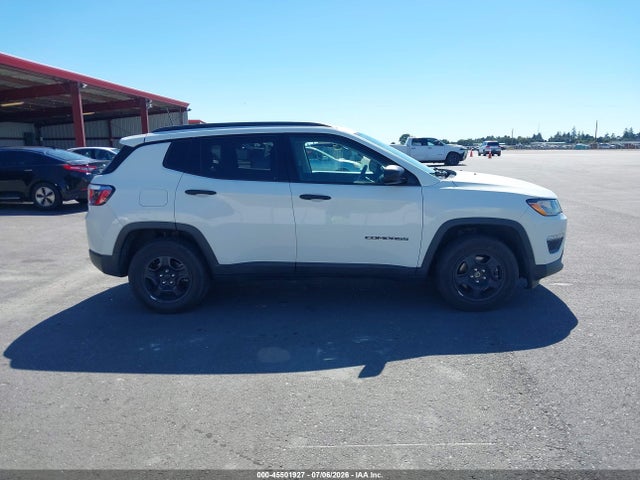 3C4NJCAB8JT212895 Jeep Compass Sport Fwd