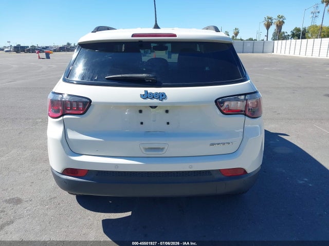 3C4NJCAB8JT212895 Jeep Compass Sport Fwd