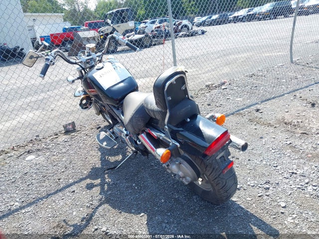45501931 :رقم المزاد ، 1HFSC1802WA200364 vin ، 1998 Honda Vt1100 C مزاد بيع