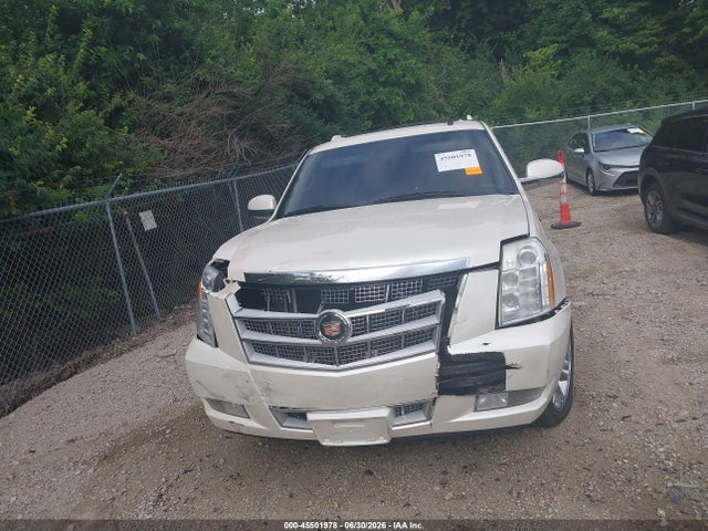 Продаж на аукціоні авто 2013 Cadillac Escalade Esv Platinum Edition, vin: 1GYS4KEF6DR101917, номер лоту: 45501978