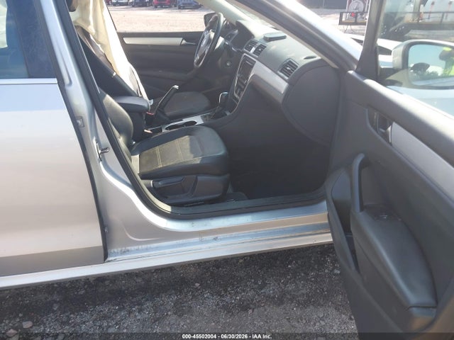 Продаж на аукціоні авто 2013 Volkswagen Passat 2.5l Se, vin: 1VWBH7A36DC005983, номер лоту: 45502004
