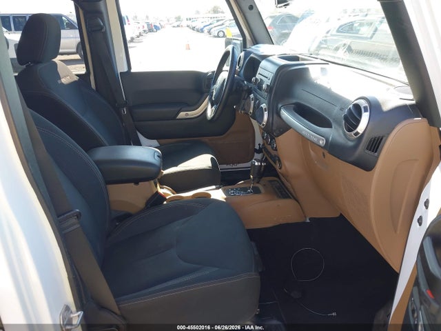 1C4BJWFG8HL714224 Jeep Wrangler Unlimited Rubicon