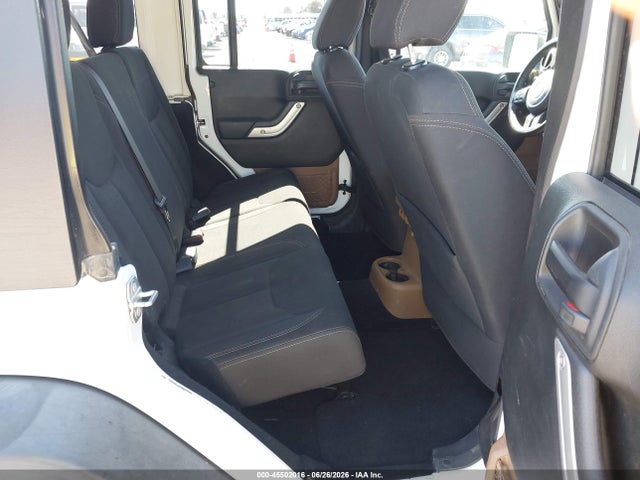 1C4BJWFG8HL714224 Jeep Wrangler Unlimited Rubicon
