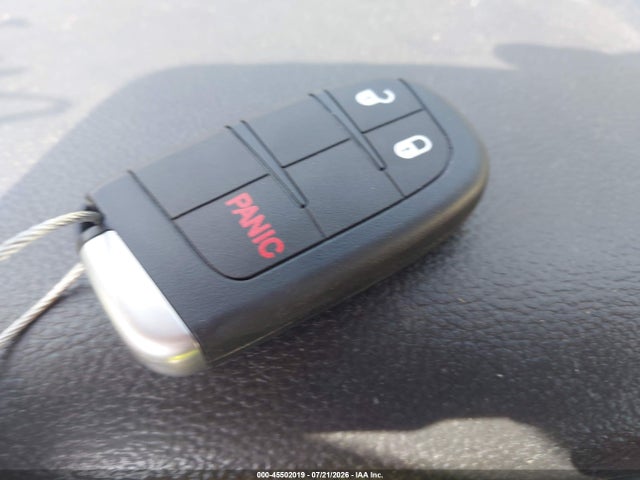 45502019 :رقم المزاد ، 3C4PDCBG9FT673556 vin ، 2015 Dodge Journey Sxt مزاد بيع