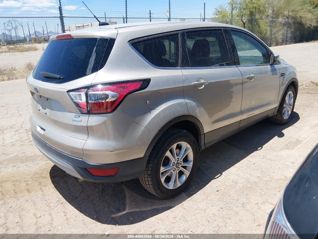 Ford ESCAPE SE 2017 1FMCU0GD0HUC80013 Image 4