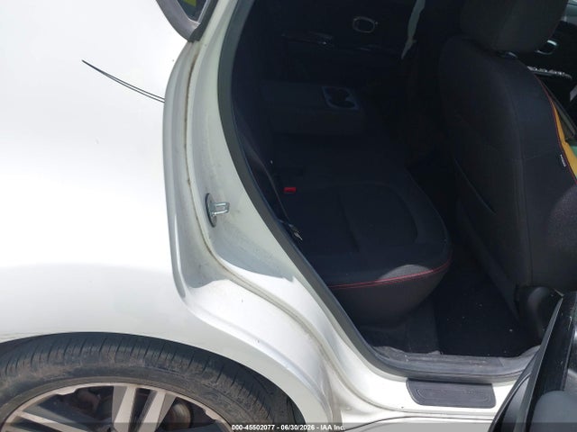 KIA SOUL + 2016 KNDJP3A50G7406972 Image 8