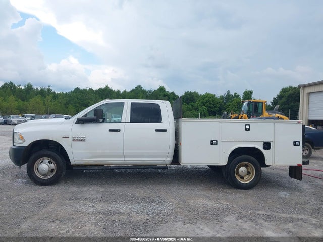 45502079 :رقم المزاد ، 3C7WRSCJ9JG324452 vin ، 2018 Ram 3500 Chassis Tradesman/slt/laramie مزاد بيع