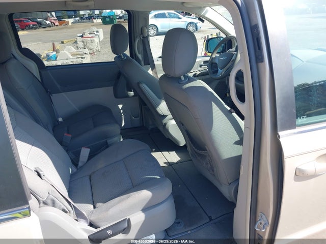 Продаж на аукціоні авто 2009 Chrysler Town & Country Lx, vin: 2A8HR44E49R644439, номер лоту: 45502095