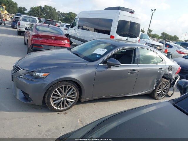 45502136 :رقم المزاد ، JTHCF1D25F5020591 vin ، 2015 Lexus Is 250 مزاد بيع