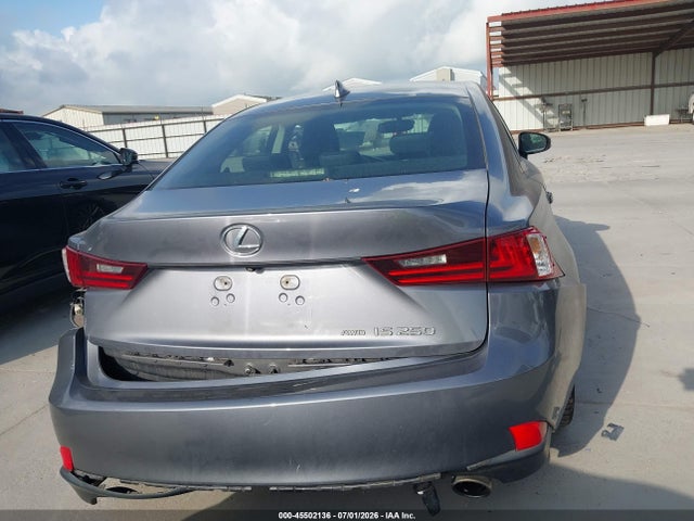 45502136 :رقم المزاد ، JTHCF1D25F5020591 vin ، 2015 Lexus Is 250 مزاد بيع