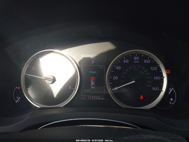 45502136 :رقم المزاد ، JTHCF1D25F5020591 vin ، 2015 Lexus Is 250 مزاد بيع
