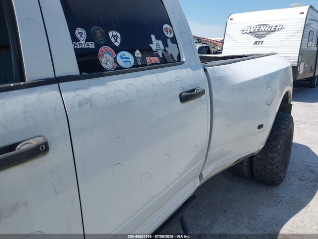 45502155 :رقم المزاد ، 3C63RRGLXDG559507 vin ، 2013 Ram 3500 Tradesman مزاد بيع