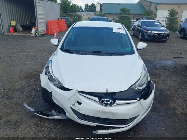 2016 Hyundai Elantra Se მანქანა იყიდება აუქციონზე, vin: 5NPDH4AE5GH667784, აუქციონის ნომერი: 45502217