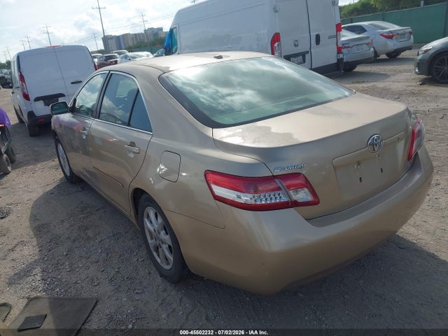 2011 Toyota Camry Le მანქანა იყიდება აუქციონზე, vin: 4T1BF3EK1BU657870, აუქციონის ნომერი: 45502232