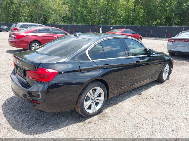 Продаж на аукціоні авто 2017 Bmw 3 Series 330i, vin: WBA8B9G3XHNU56116, номер лоту: 45502271