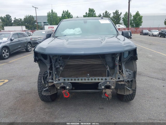 3GCPYFED3LG304168 Chevrolet Silverado 1500 4wd Short Bed Lt Trail Boss