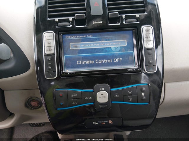 1N4AZ0CP2FC301014 Nissan LEAF SV