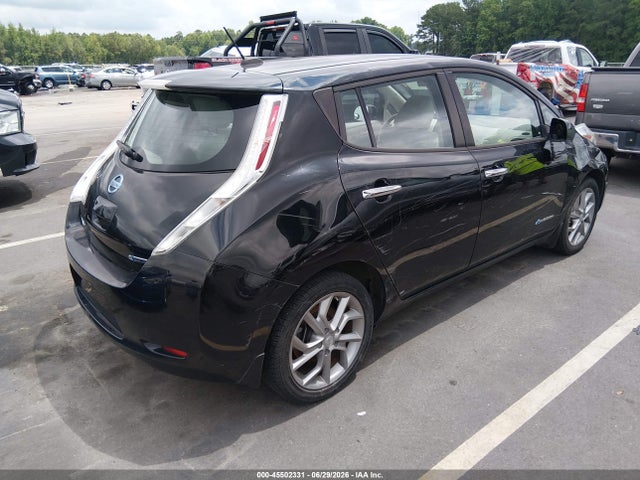 1N4AZ0CP2FC301014 Nissan LEAF SV
