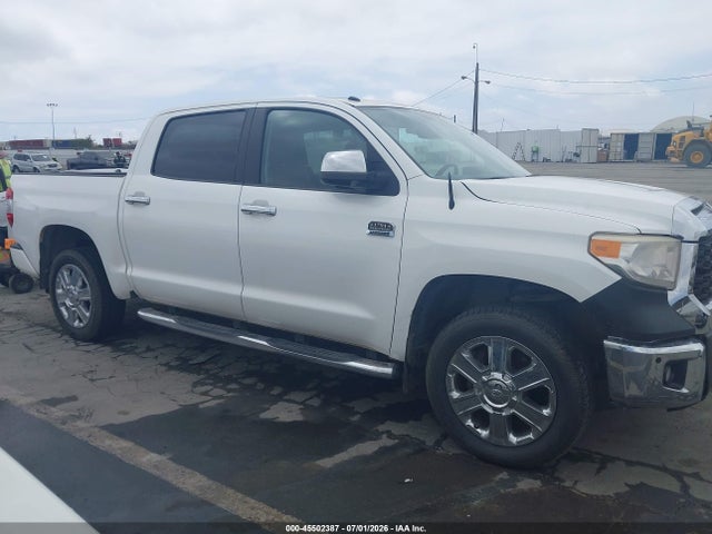 5TFAY5F10GX492847 Toyota Tundra Platinum 5.7l V8