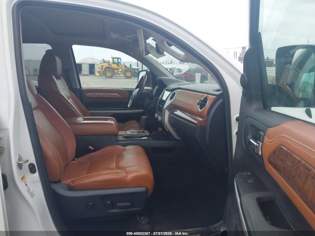 5TFAY5F10GX492847 Toyota Tundra Platinum 5.7l V8