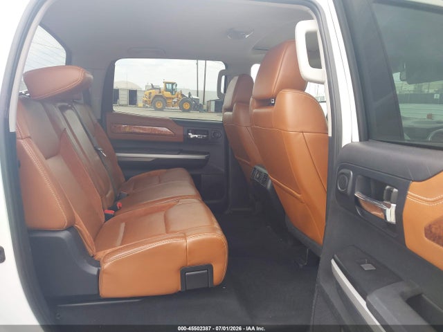 5TFAY5F10GX492847 Toyota Tundra Platinum 5.7l V8