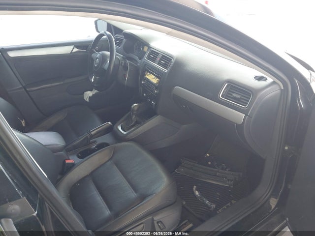 2013 Volkswagen Jetta 2.5l Se მანქანა იყიდება აუქციონზე, vin: 3VWDP7AJ7DM404264, აუქციონის ნომერი: 45502392