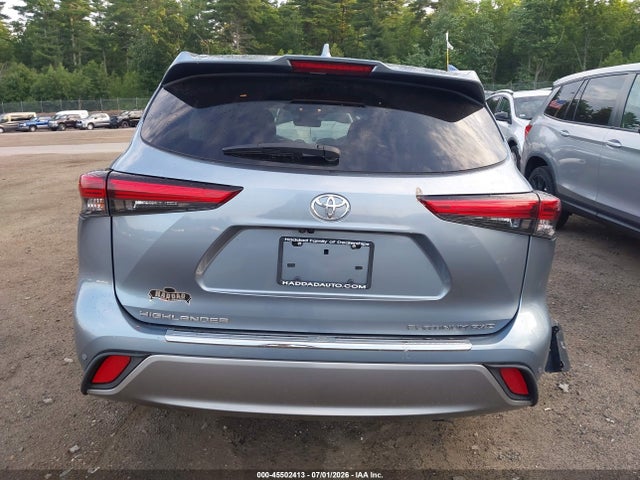 Toyota Highlander Platinum 2022 5TDFZRBH9NS193390 Image 16