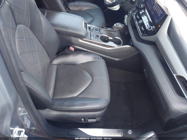 Toyota Highlander Platinum 2022 5TDFZRBH9NS193390 Image 5