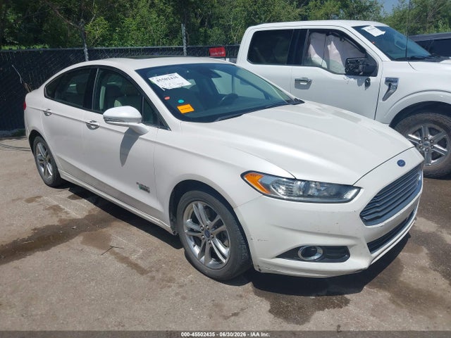 2016 Ford Fusion Energi Titanium მანქანა იყიდება აუქციონზე, vin: 3FA6P0SU6GR272946, აუქციონის ნომერი: 45502435