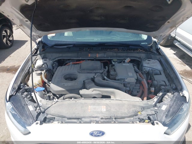45502435 :رقم المزاد ، 3FA6P0SU6GR272946 vin ، 2016 Ford Fusion Energi Titanium مزاد بيع