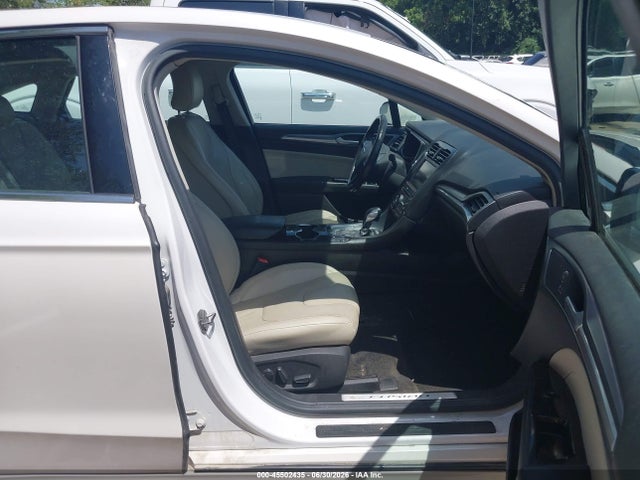 45502435 :رقم المزاد ، 3FA6P0SU6GR272946 vin ، 2016 Ford Fusion Energi Titanium مزاد بيع