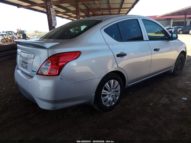 3N1CN7APXFL859582 Nissan Versa 1.6 S+