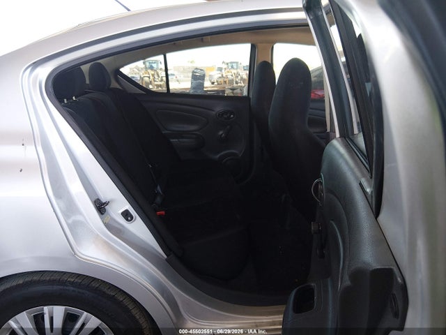 3N1CN7APXFL859582 Nissan Versa 1.6 S+