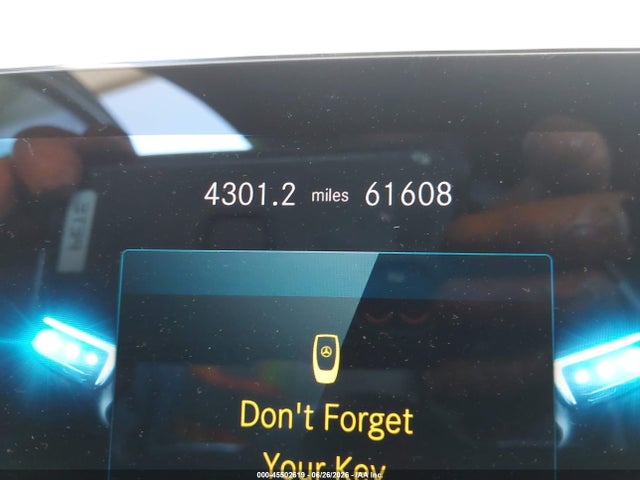 W1K3G4EBXNJ337065 Mercedes-Benz A 220