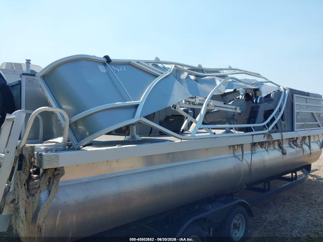 Aukcja sprzedaży 2024 Bennington Pontoon, vin: ETWC3904E424, numer aukcji: 45502652