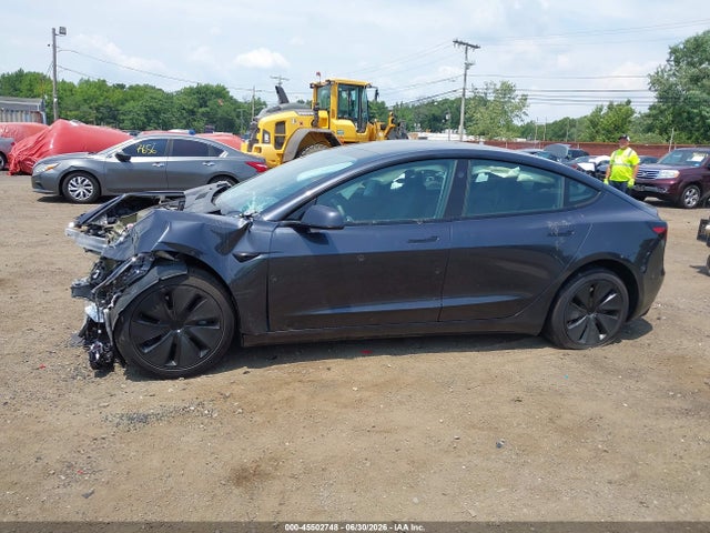 2024 Tesla Model 3 მანქანა იყიდება აუქციონზე, vin: 5YJ3E1EA1RF749989, აუქციონის ნომერი: 45502748