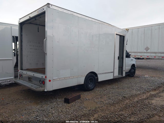 Ford E-350 Cutaway 2022 1FDWE3FN1NDC14183 Image 4