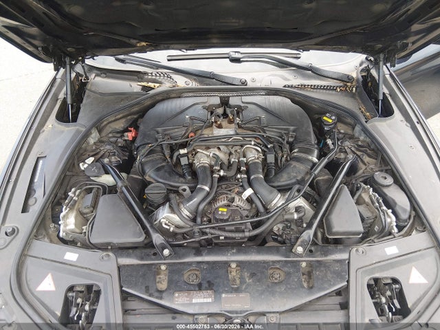 2015 Bmw 550i Xdrive მანქანა იყიდება აუქციონზე, vin: WBAKP9C50FD979811, აუქციონის ნომერი: 45502753