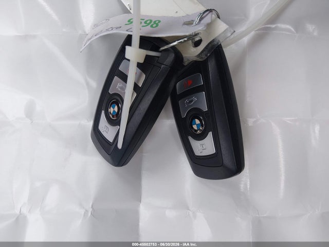 2015 Bmw 550i Xdrive მანქანა იყიდება აუქციონზე, vin: WBAKP9C50FD979811, აუქციონის ნომერი: 45502753