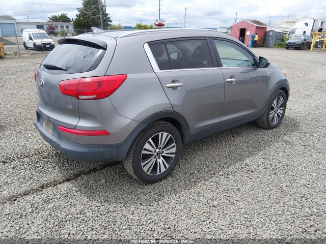 45502784 :رقم المزاد ، KNDPCCAC2F7746336 vin ، 2015 Kia Sportage Ex مزاد بيع