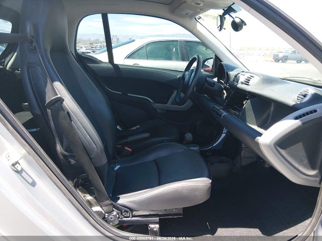 2013 Smart Fortwo Pure მანქანა იყიდება აუქციონზე, vin: WMEEJ3BAXDK697375, აუქციონის ნომერი: 45502791
