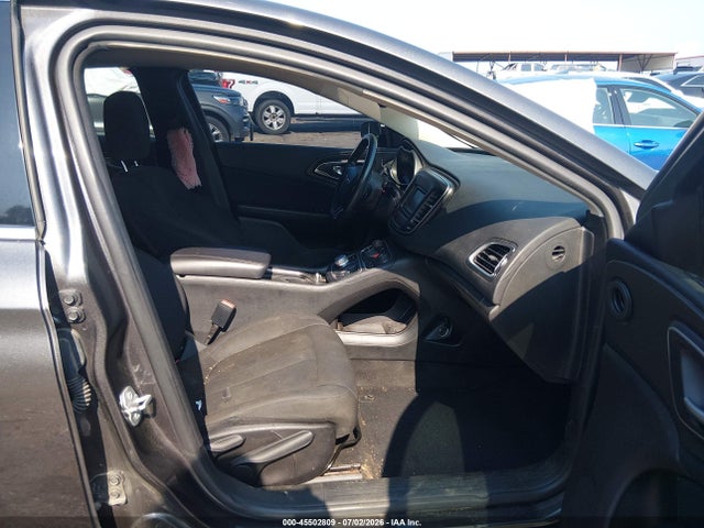 45502809 :رقم المزاد ، 1C3CCCFB1GN196529 vin ، 2016 Chrysler 200 Touring مزاد بيع
